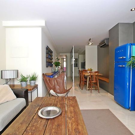 Blue Fridge Apartmen - Blue Fridge Apartmen - Ideal For Couples, Near Beach And Well Connected Apartman Vilassar De Mar Kültér fotó