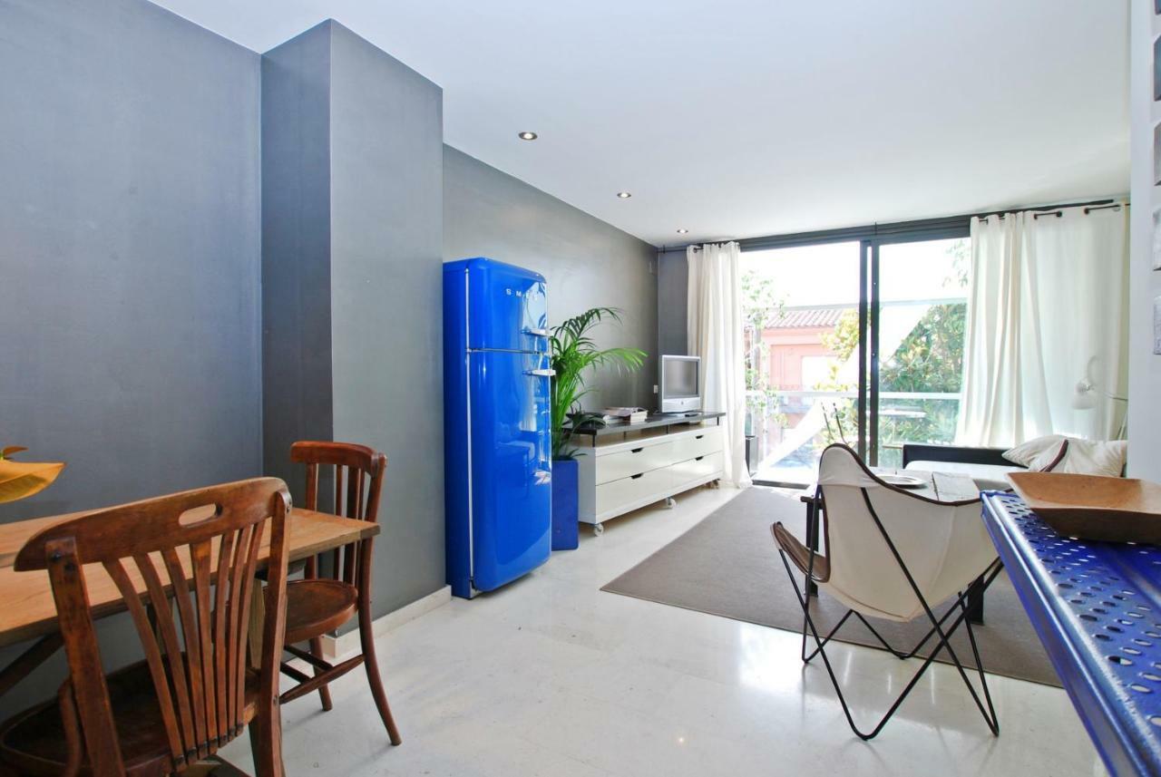 Blue Fridge Apartmen - Blue Fridge Apartmen - Ideal For Couples, Near Beach And Well Connected Apartman Vilassar De Mar Kültér fotó